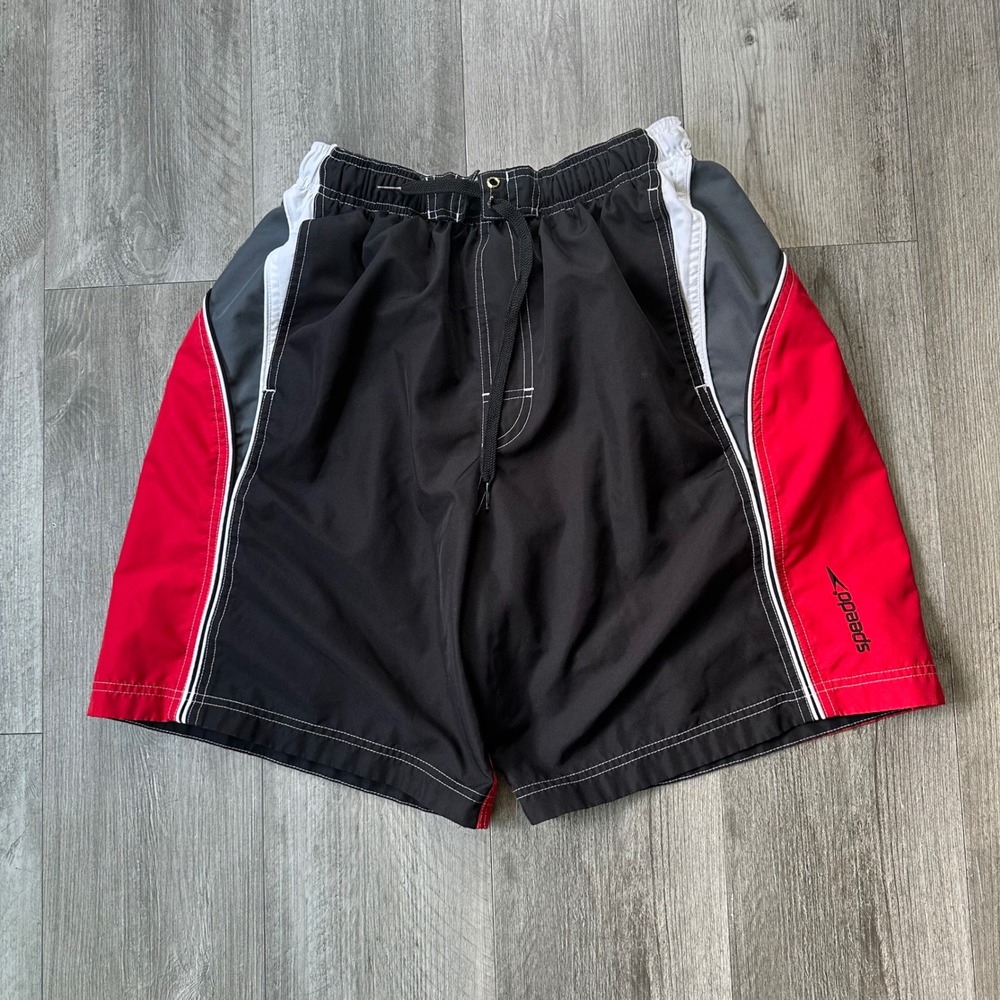 Speedo Y2K surf  Black Red Swim Trunks Mesh Liner Men's Large embroidered